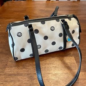 Cute as a button Dooney Bourke hand bag.